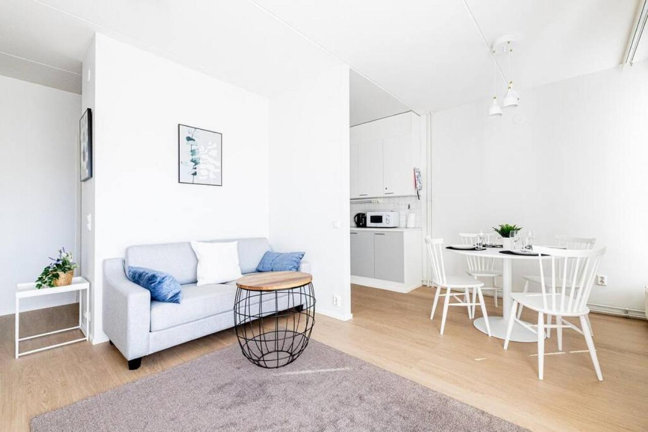 Apartment Sleepwell, Leppaevaara, 71M2 With Private Sauna Espoo Bagian luar foto